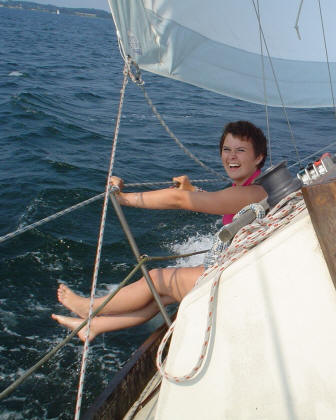 Patricha dypper fødderne.